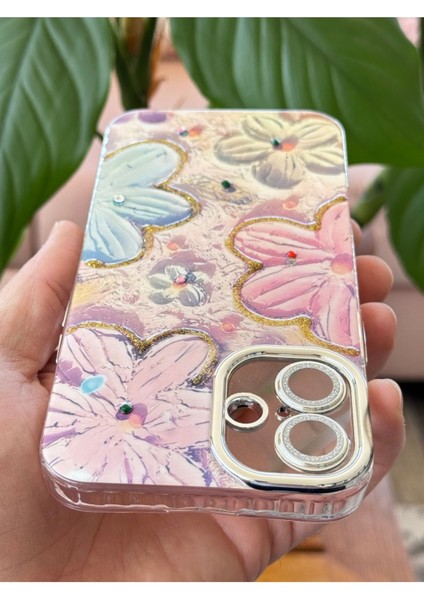 Apple iPhone 16 Kılıf Renk Değiştiren Taşlı Kamera Lens Korumalı Pembe Çiçek Desenli Darbe Emici Kapak indirimleri