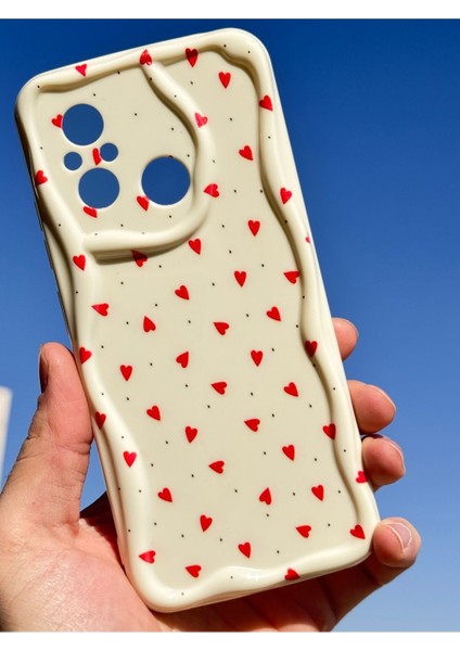 Xiaomi Redmi 12C Kılıf Kamera Korumalı Dalga Kenarlı Kırmızı Kalp Desenli Silikon Kapak