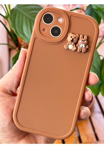Apple iPhone 15 Uyumlu Kılıf Tasarımlı Desenli Kamera Korumalı Ayıcık ve Tavşan Yumuşak Silikon Kapak