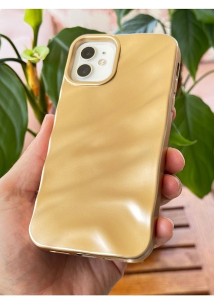 Apple iPhone 11 Kılıf Parlak Kabartmalı Dalga Tasarımlı Desenli Gold Darbe Emici Silikon Kapak indirimleri