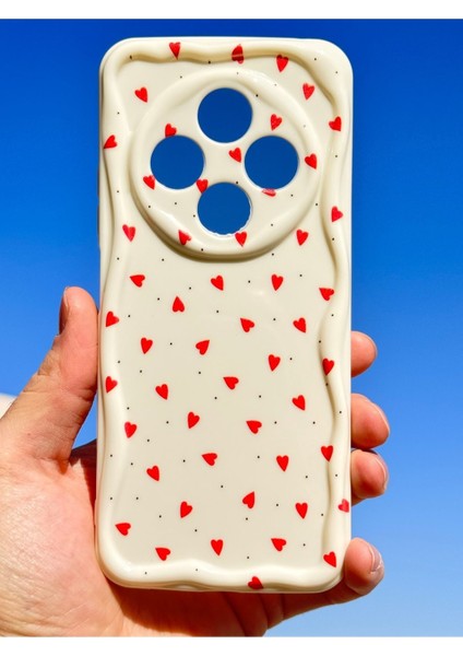 Xiaomi Redmi 14C Kılıf Kamera Korumalı Dalga Kenarlı Kırmızı Kalp Desenli Silikon Kapak