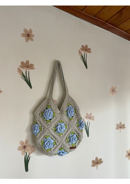 Mavi Gül Motif Detaylı Örgü Çanta