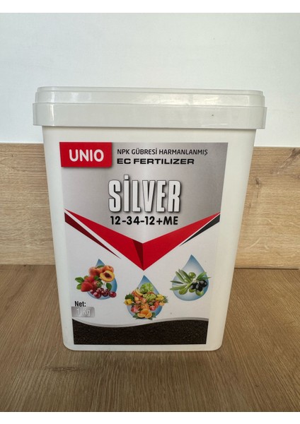 16 Lt Akülü Sırt Pompası + Çiçek Coşturan Sılver Fosfor Yaprak ve Toprak Gübresi(1kg)