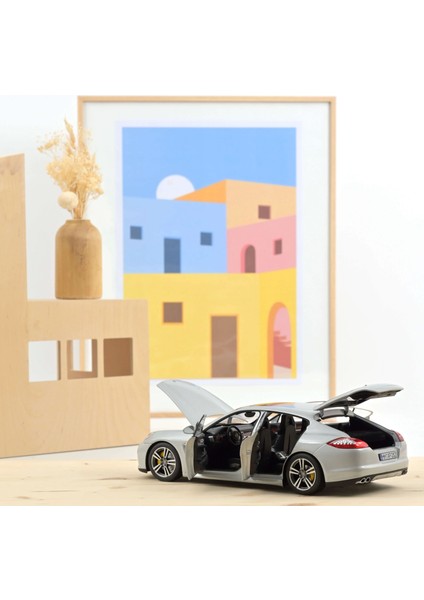 1/18 Porsche Panamera Turbo 2009 Silver fiyatları