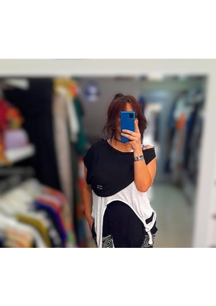 Siyah -Beyaz Atlet Detaylı T-Shirt