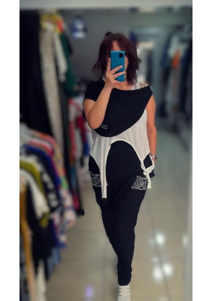 Siyah -Beyaz Atlet Detaylı T-Shirt fiyatları