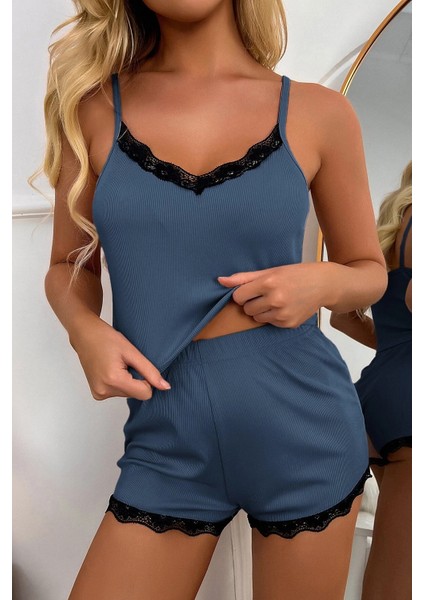 Kadın Lacivert Alt ve Üst Dantel Detaylı Şortlu Gecelik Takımı modelleri