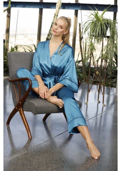 Kadın Turkuaz Saten Kuşaklı Pijama Takımı Kimono Kol Detaylı Şık ve Rahat 2’li Set fırsatları