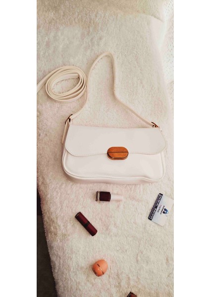 Beyaz Kısa ve Uzun Kemer Askılı Çanta fiyatları