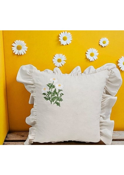 Yıkanmış Keten Papatya Nakıslı Fırfırlı Kırlent Kılıfı fiyatları
