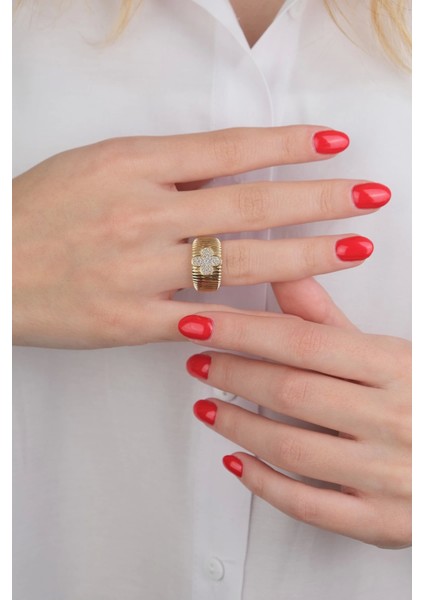 14 Ayar Altın Yonca Yüzük 628