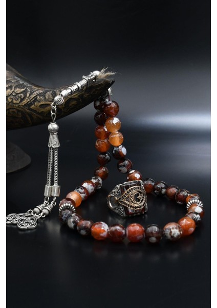 Doğal Damarlı Akik Taşlı Tesbih ve 925 Ayar Gümüş Yüzük Kırmızı Zirkon Taşlı Ay Yıldızlı (Ayyıldızlı) 901989 fiyatları