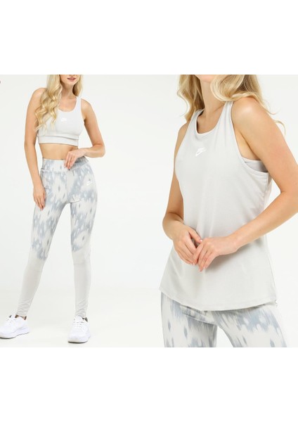 Nike BB-0653 Kadın Üçlü Spor Set