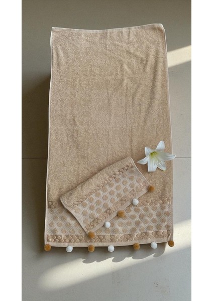 Analı Kızlı Pomponlu 2 Li Havlu Set fırsatları