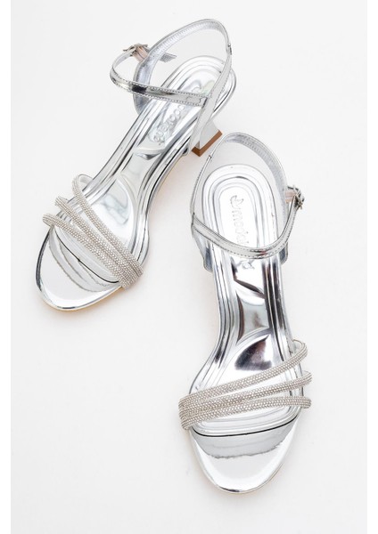 Kadın Biyeli 3 Taşlı Topuklu Ayakkabı Gümüş Ayna indirimleri