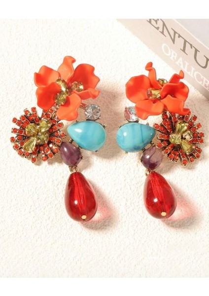 Kadın Renkli Taşlı ve Çiçek Detaylı Asimetrik Küpe – Sanatsal ve Gösterişli Tasarım modelleri