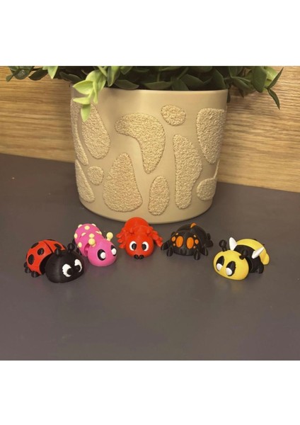Elite Mini Hareketli Örümcek Oyuncak/oyuncak-Bebek Hayvanlar/hareketli ve Eğitici 1 Adet indirimleri