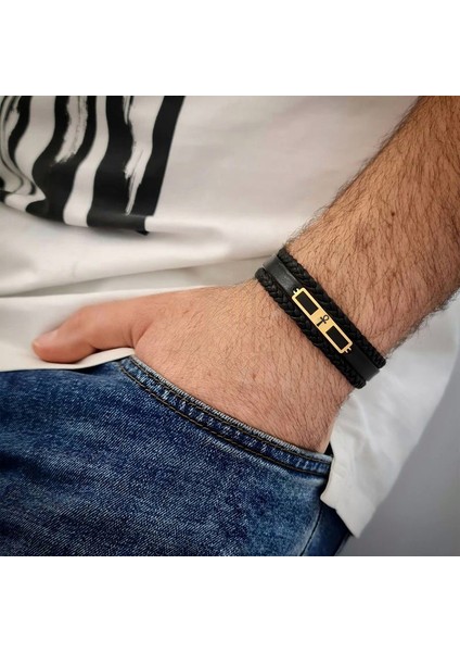 Ankh Temalı Dikdörtgen Figürlü 14 Ayar Altın Plakalı Siyah Derili Hediye Bileklik-437SEMBOL