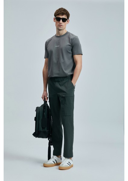Marcus Modern Grafik T- Shirt Siyah fırsatları