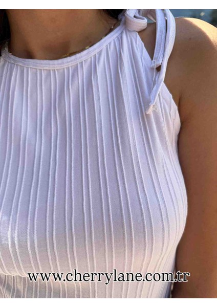Cherrylane Beyaz Kendinden Nervürlü Askılı Yazlık Triko Elbise