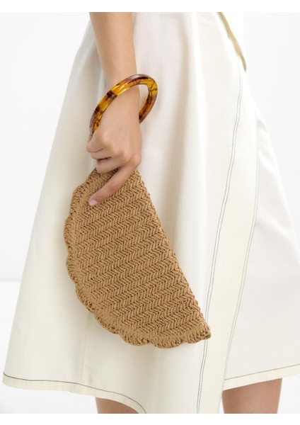 Oval Hasır Efektli El Çantası