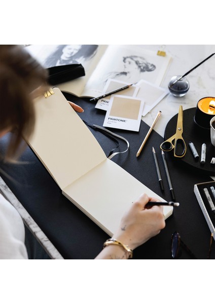 21x15 Sert Kapak 80 Yaprak 140 Gr. Eskiz Defteri - Sketch Book – Siyah fırsatları