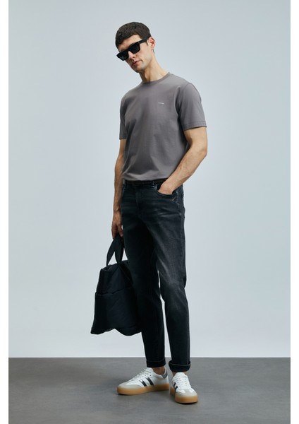 Bran Modern Grafik T- Shirt Siyah fırsatları