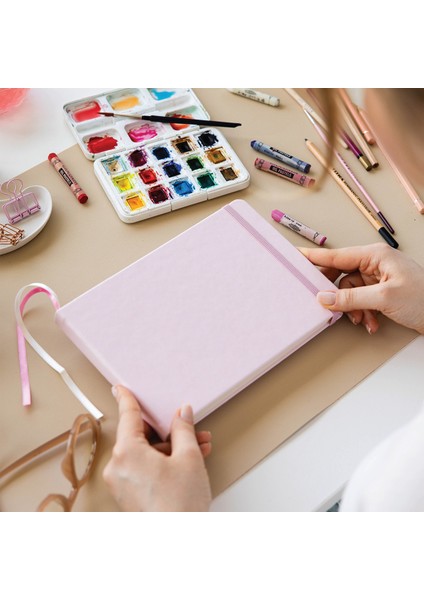 21x15 Cm Sert Kapak 80 Yaprak 140 Gr. Eskiz Defteri - Sketch Book - Pembe