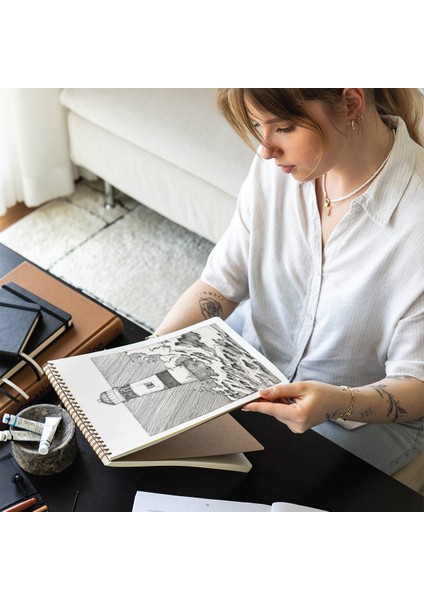 A4 Siyah Kraft Kapak 60 Yaprak 140 Gr. Perforajlı Eskiz Defteri - Sketch Book