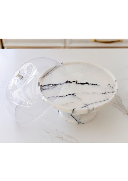 Gaia 32CM Mermer Ultra Geniş ve Ayaklı Kek & Pasta Sunumluğu - Damarlı Beyaz Mermer Kek Standı - Plastik Fanus Dahildir - Damarlı Beyaz Kek Fanusu, Mermer Kek Fanusu - Lüks Pasta Fanusu indirimleri