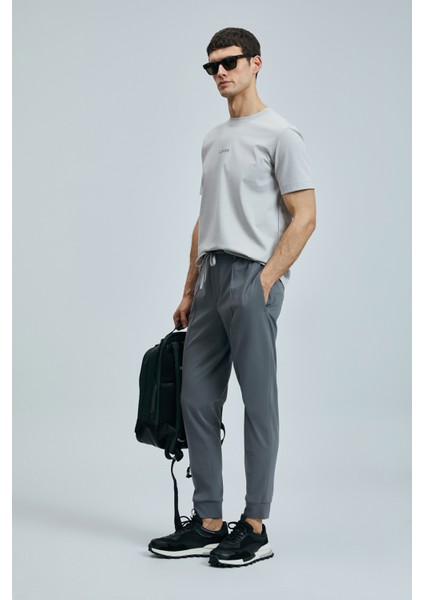 Marcus Modern Grafik T- Shirt Siyah fiyatları