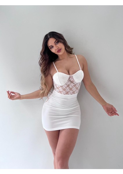 Beyaz Askılı Dantelli Göğsü Dolgulu Mini Elbise modelleri