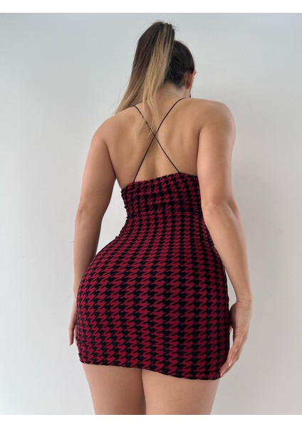 Kırmızı Tül Üzeri Flog Baskılı Kazayağı Desenli Mini Elbise modelleri