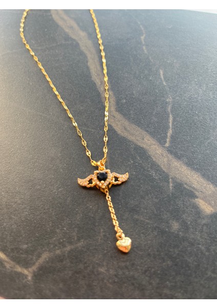 Kanatlı Kalp Sallantılı Çelik Kolye