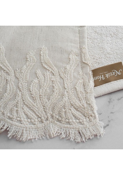 Mercan Işlemeli Püsküllü El Havlusu (30 x 50 Cm) fiyatları