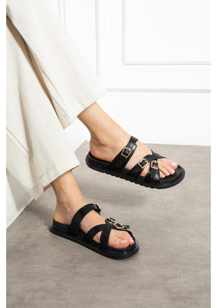 Pekin Kadın Terlik Çapraz Bantlı Tokalı Siyah Deri