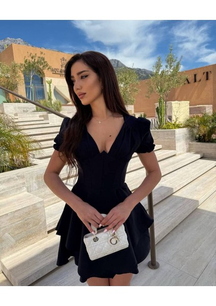 Kadın Bel Çizgili Elbise - Volanlı, Astarlı & V Yaka modelleri