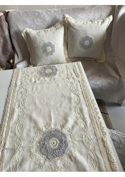 Krem Dantel Işlemeli Runner ve Kırlent Kılıfı Takımı – 3 Parça Salon Seti