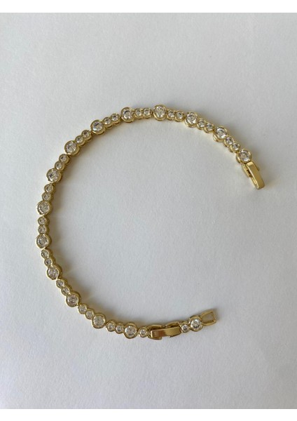 Xuping Özel Seri Yuvarlak Asimetrik Taşlı Su Yolu Gold Bileklik fiyatları