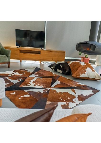 %100 Doğal Dana Derisi Kaymaz Taban Premium Patchwork Halı - Üçgen Temalı Kahverengi Beyaz fiyatları