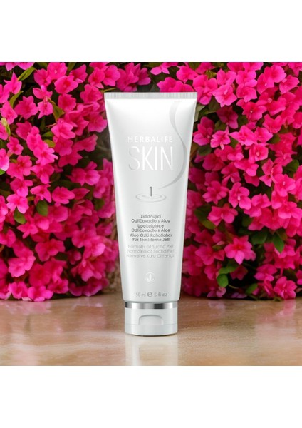 Aloe Özlü Yüz Temizleme Jeli 150 ml