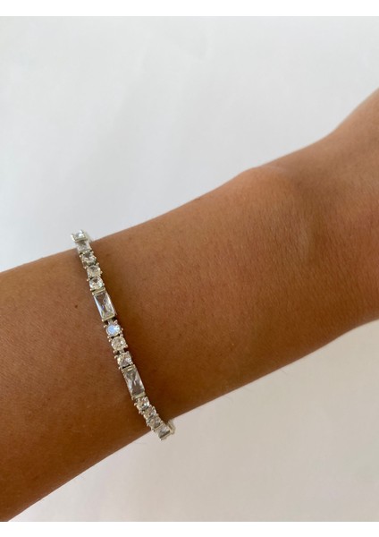 Xuping Özel Seri Kare Baget Su Yolu Silver Bileklik