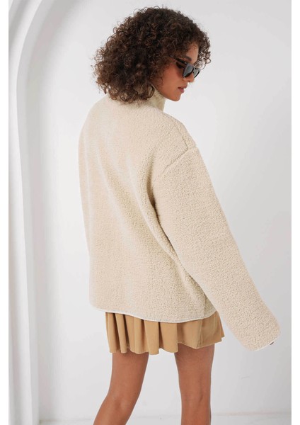 Fermuarlı Oversize Peluş Krem Kadın Ceket 55446 indirimleri