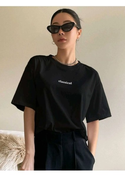 Kadın Siyah Classical Ön Baskılı Oversize T-Shirt fırsatları