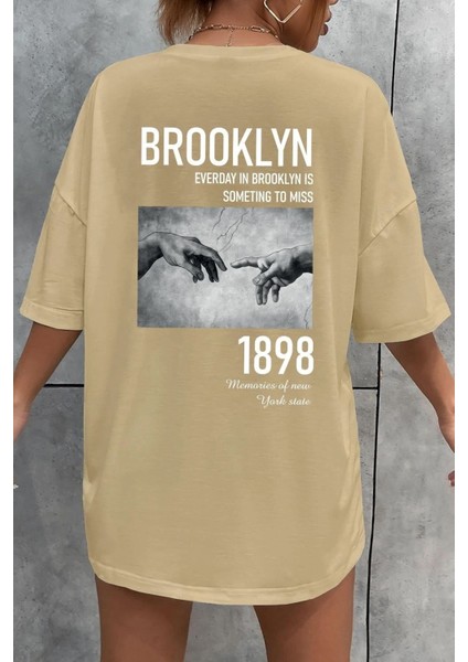 Unisex 1898 Brooklyn Baskılı Tasarım Tshirt