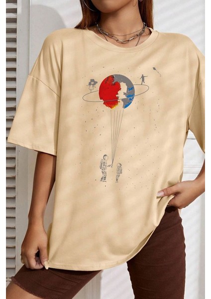Unisex Evren Temalı Baskılı Tasarım T-Shirt