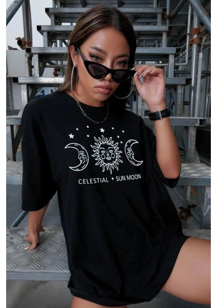 Unisex Sun Moon Evren Temalı Tasarım Tshirt