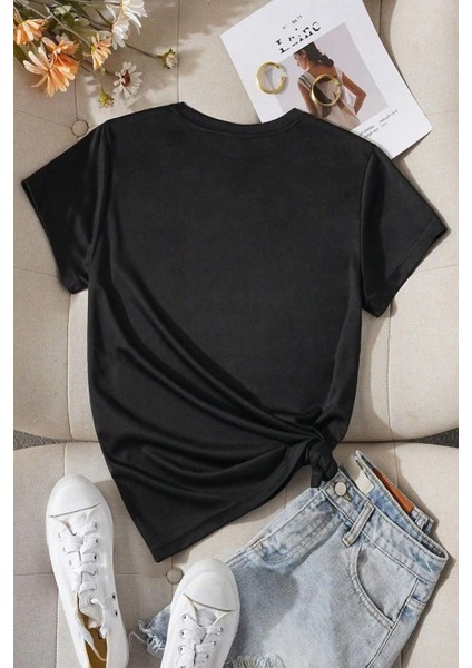 Unisex Pamuklu Ön Baskılı Papatya Kelebek Baskılı Kısa Kol T-Shirt fiyatları