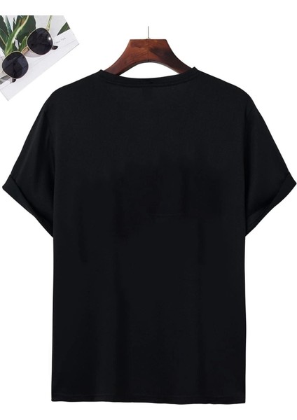 Unisex Saturn Baskılı Kısa Kol T-Shirt fiyatları