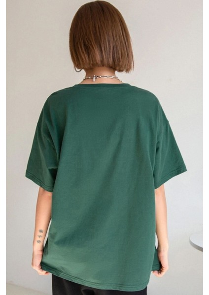 Unisex Neighbor's Ukiyo E Baskılı Tasarım T-Shirt fiyatları